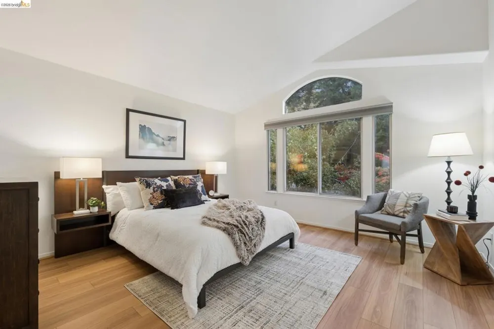 65 Seagull Dr Richmond, CA 94804