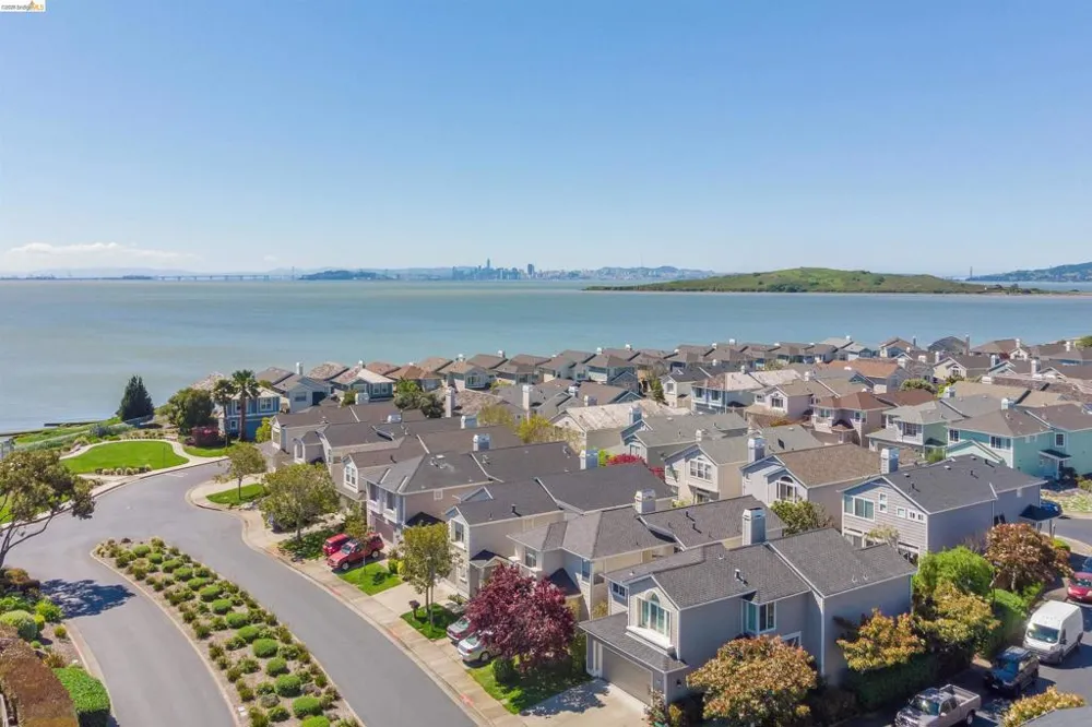 65 Seagull Dr Richmond, CA 94804