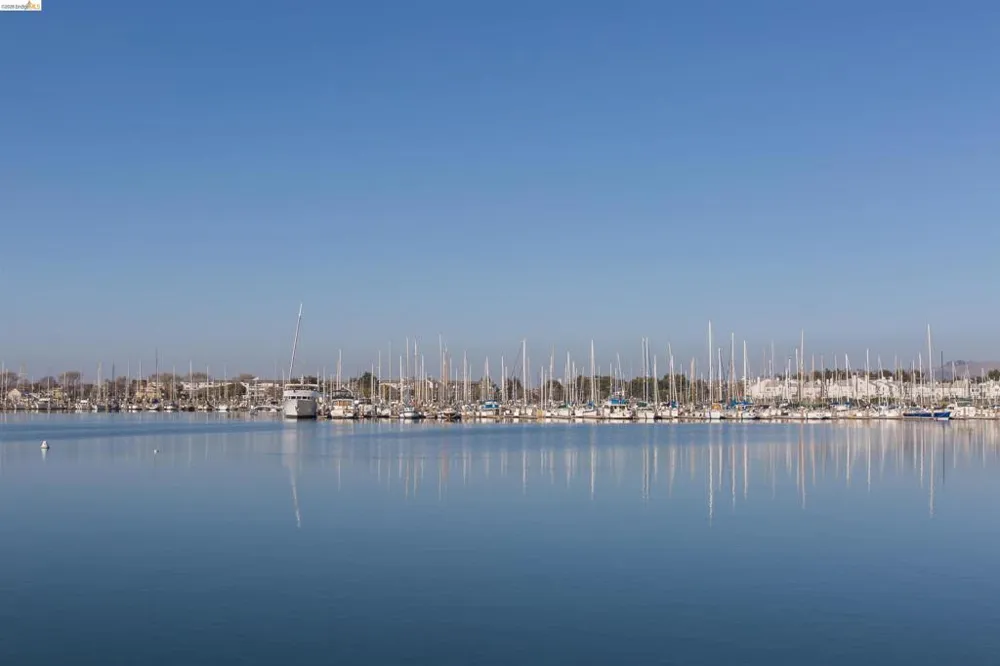 65 Seagull Dr Richmond, CA 94804