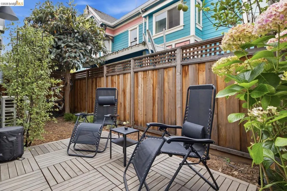 1519 Fairview St #2 Berkeley, CA 94703