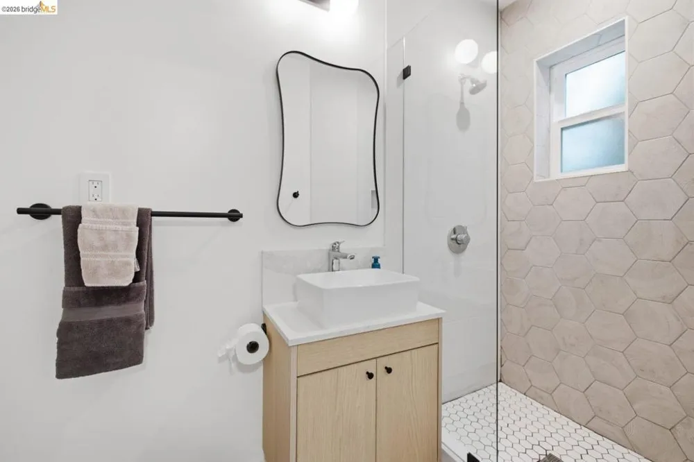 1519 Fairview St #2 Berkeley, CA 94703