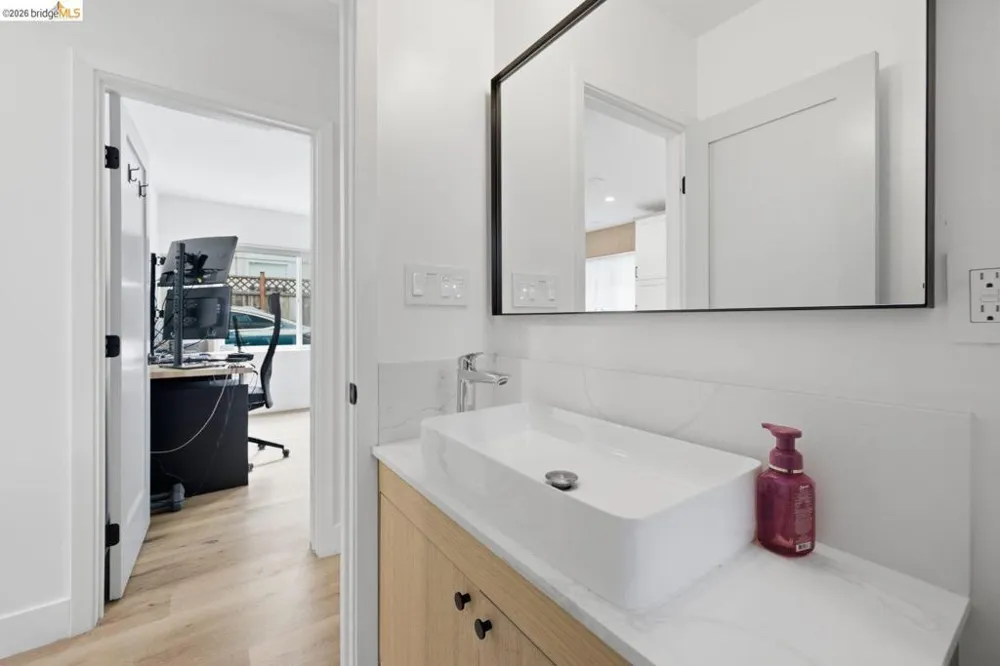 1519 Fairview St #2 Berkeley, CA 94703