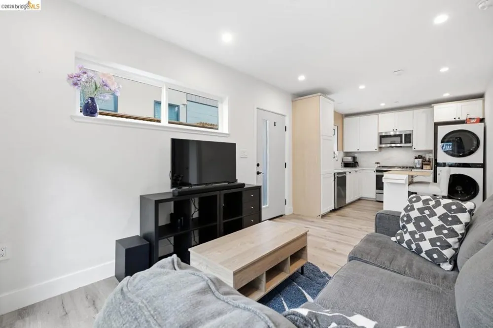 1519 Fairview St #2 Berkeley, CA 94703