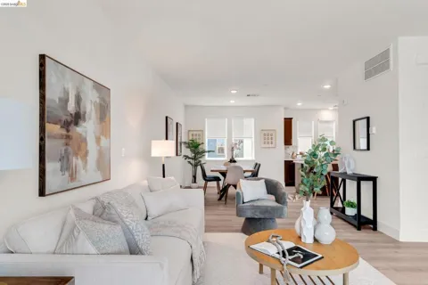 820 E Duane Ave #5