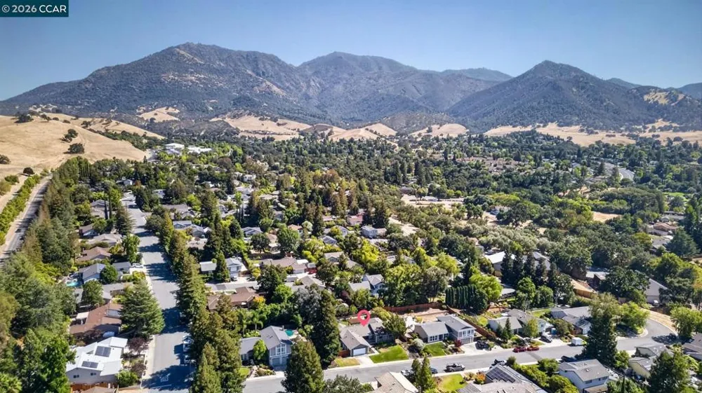 459 Grenache Circle Clayton, CA 94517