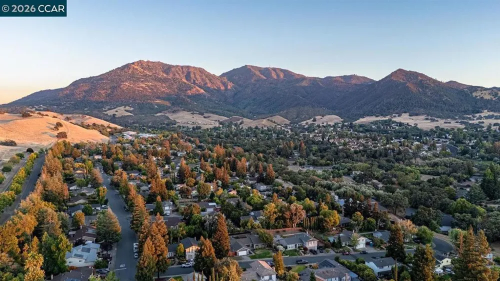 459 Grenache Circle Clayton, CA 94517