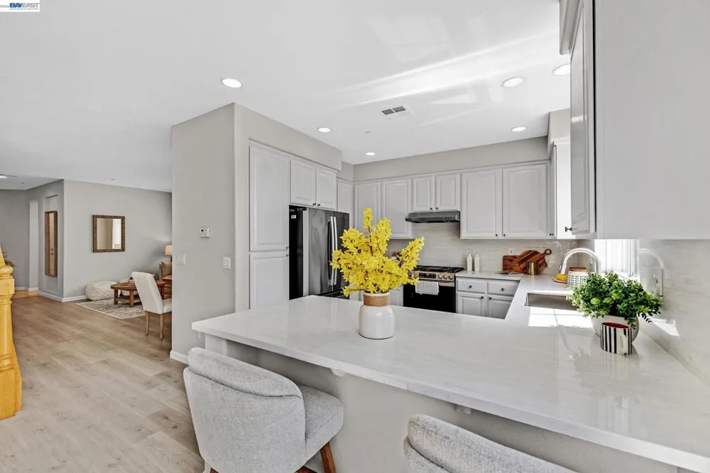 34500 Torrey Pine Ln Union City, CA 94587