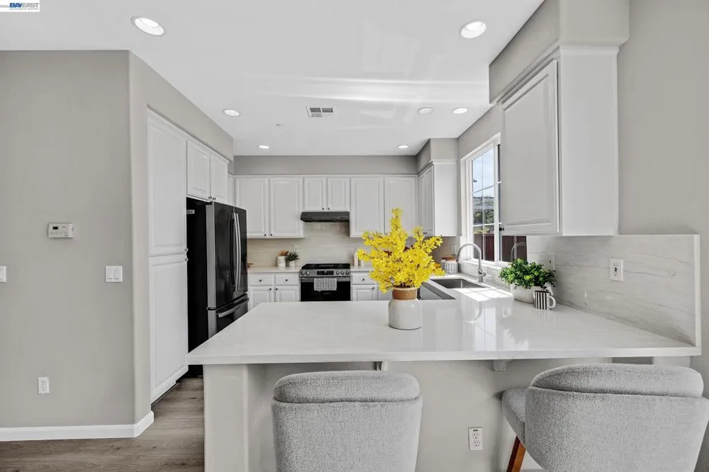 34500 Torrey Pine Ln Union City, CA 94587