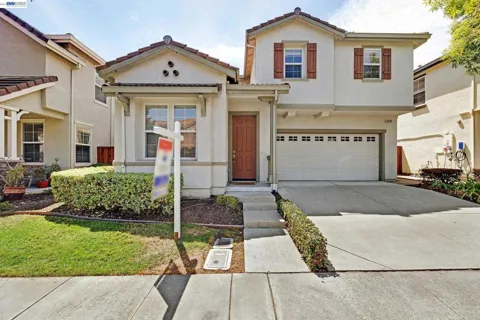 34500 Torrey Pine Ln