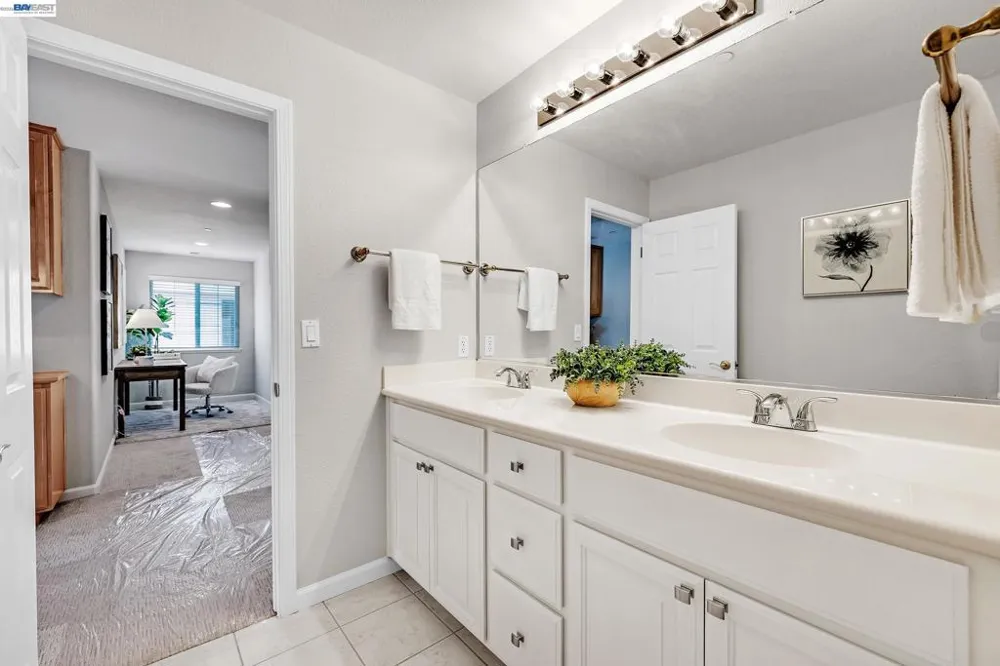 34500 Torrey Pine Ln Union City, CA 94587