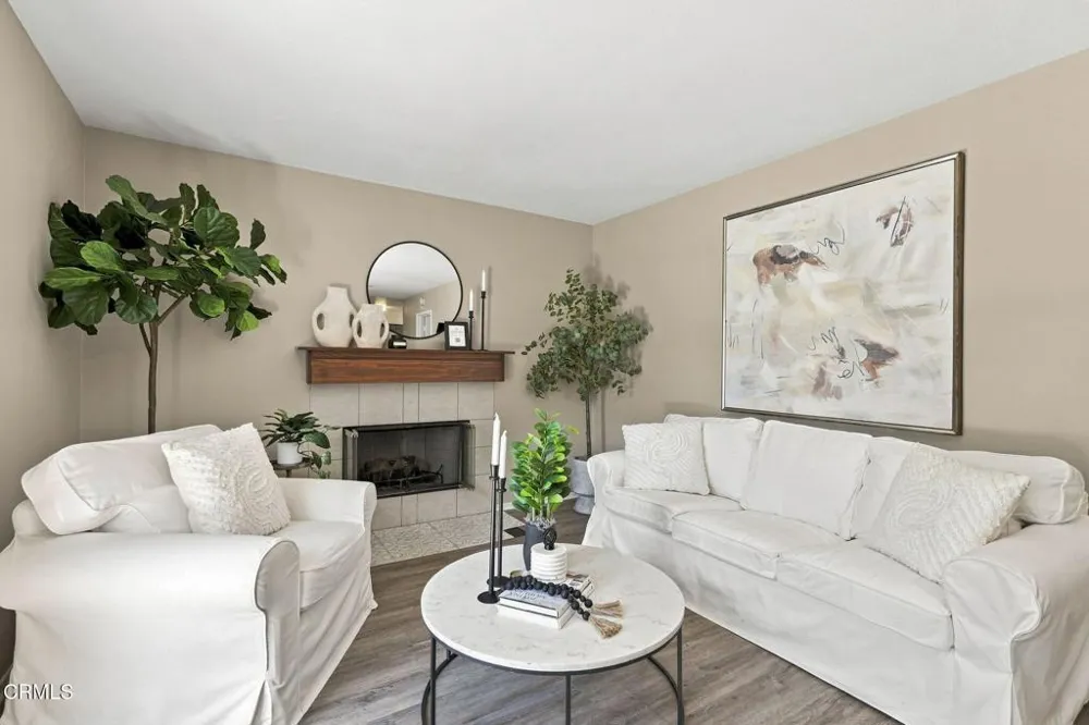 2206 Derby Street Camarillo, CA 93010