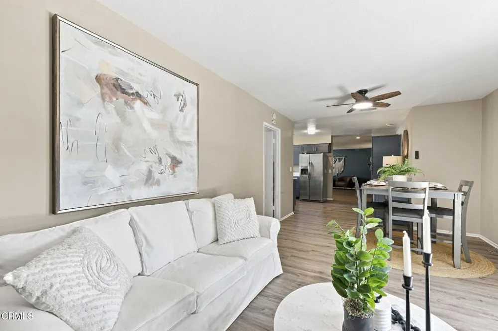 2206 Derby Street Camarillo, CA 93010