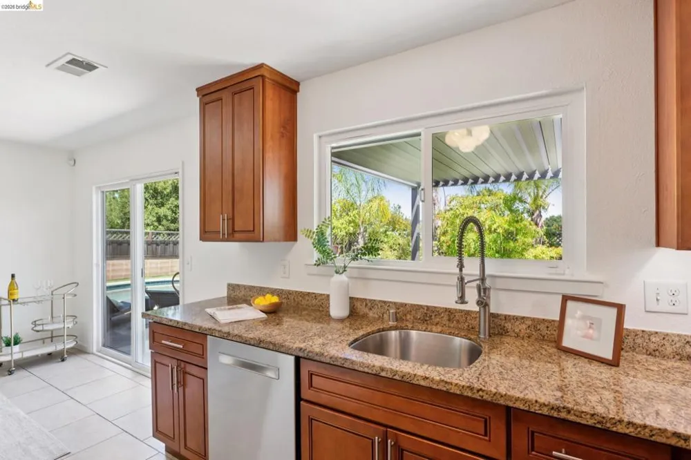 133 Aster CT Hercules, CA 94547