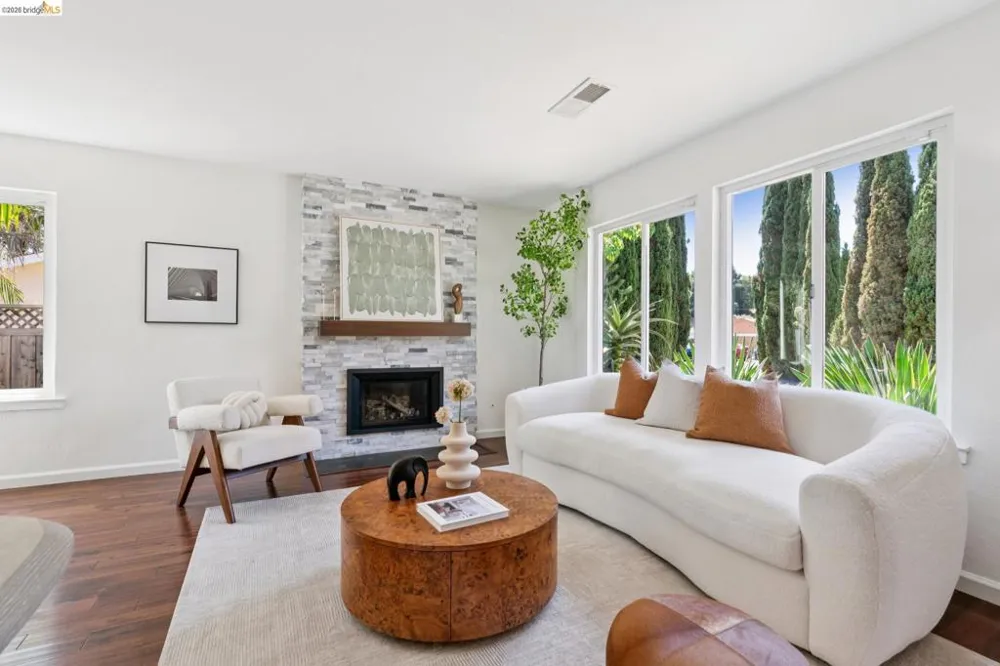 133 Aster CT Hercules, CA 94547