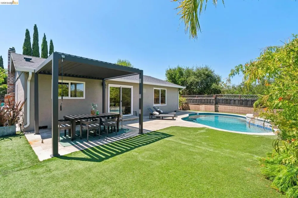 133 Aster CT Hercules, CA 94547