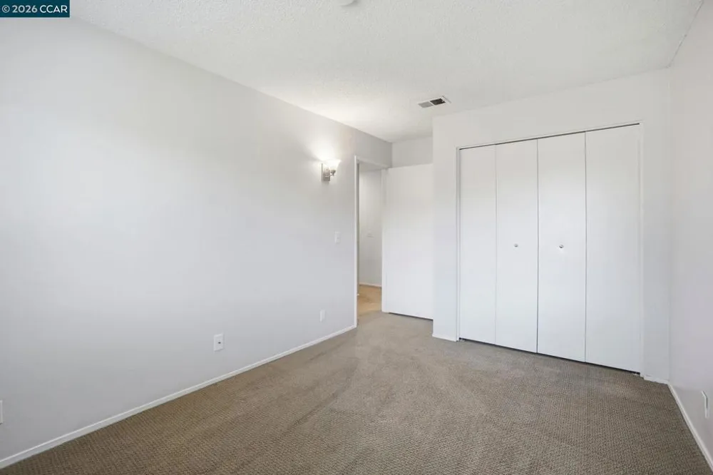 1045 Mohr Ln #B Concord, CA 94518
