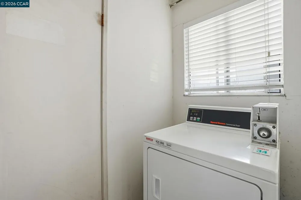 1045 Mohr Ln #B Concord, CA 94518