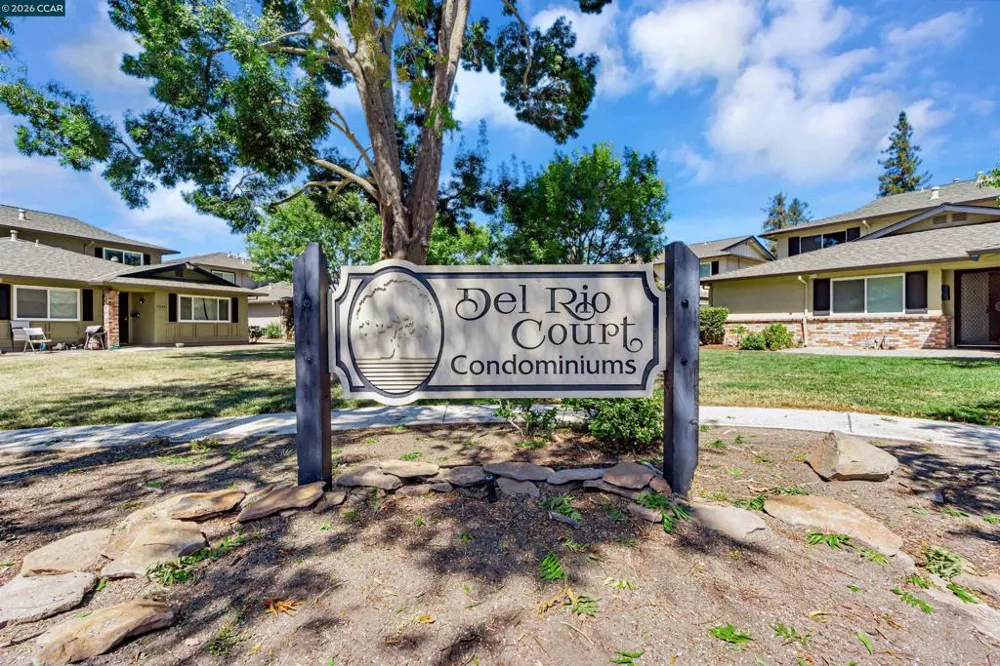1045 Mohr Ln #B Concord, CA 94518