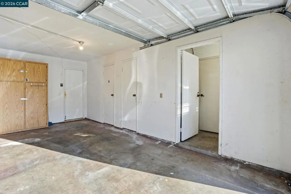 1045 Mohr Ln #B Concord, CA 94518