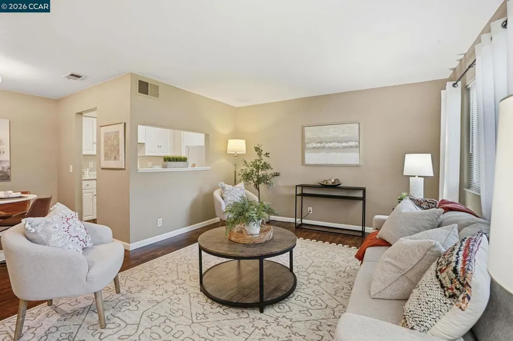 1045 Mohr Ln #B Concord, CA 94518