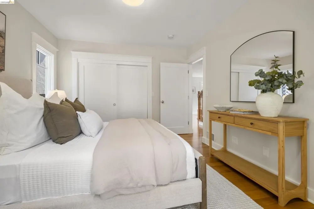 977 Regal Rd Berkeley, CA 94708
