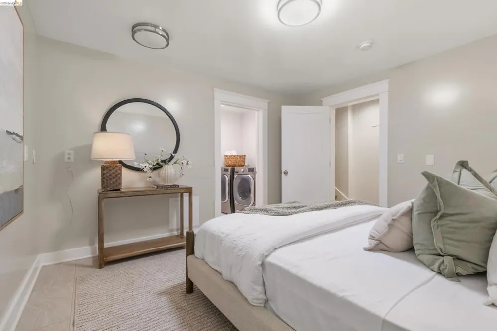 977 Regal Rd Berkeley, CA 94708