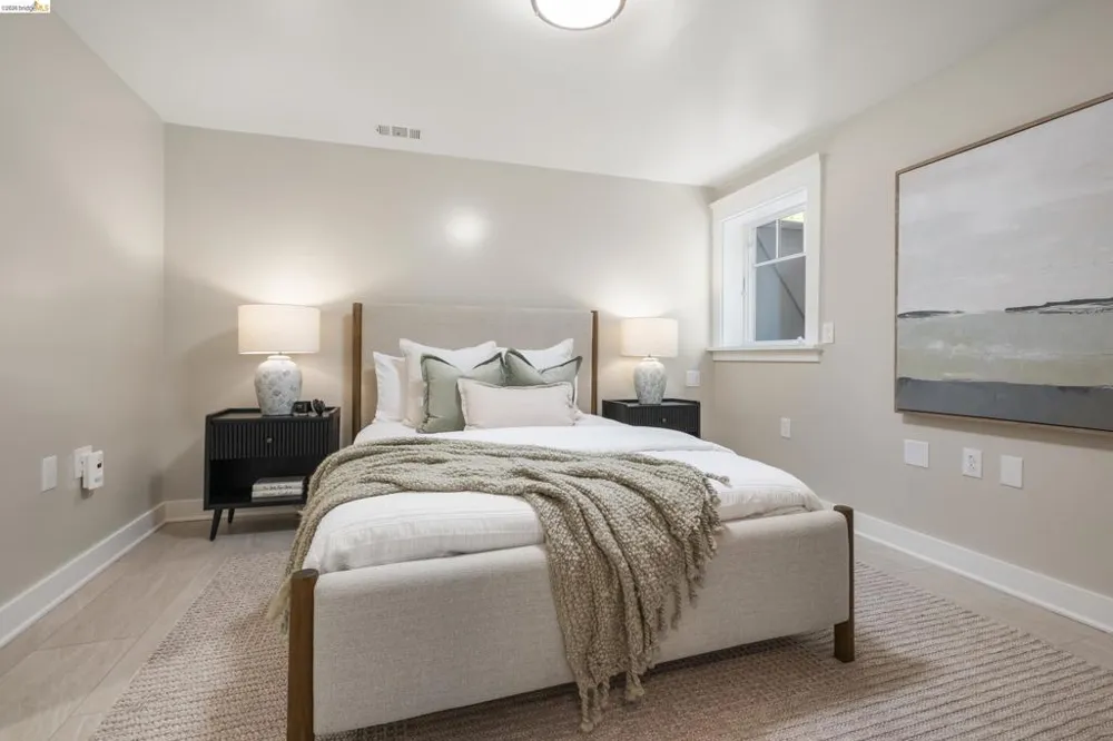 977 Regal Rd Berkeley, CA 94708