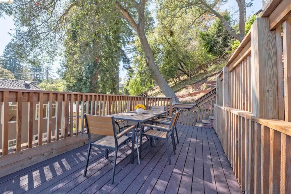 977 Regal Rd Berkeley, CA 94708