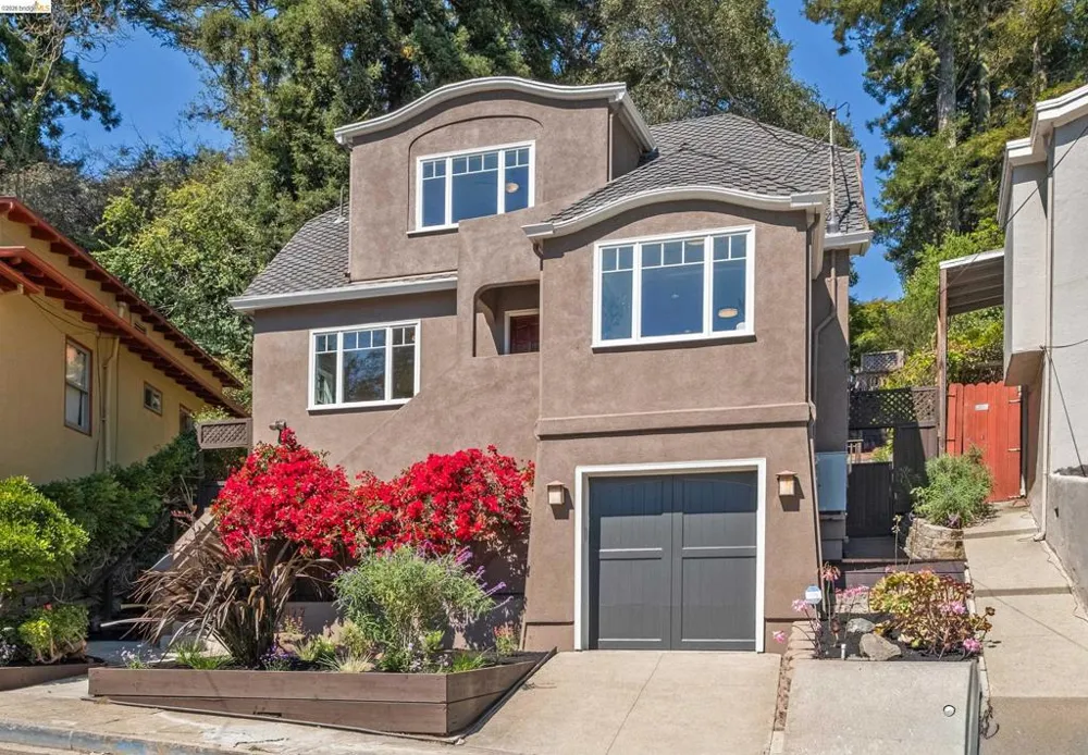 977 Regal Rd Berkeley, CA 94708