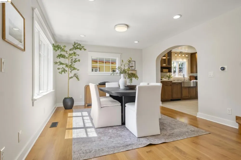 977 Regal Rd Berkeley, CA 94708
