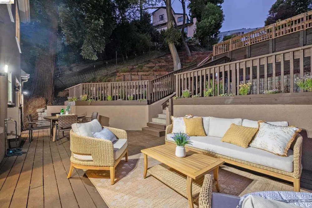 977 Regal Rd Berkeley, CA 94708