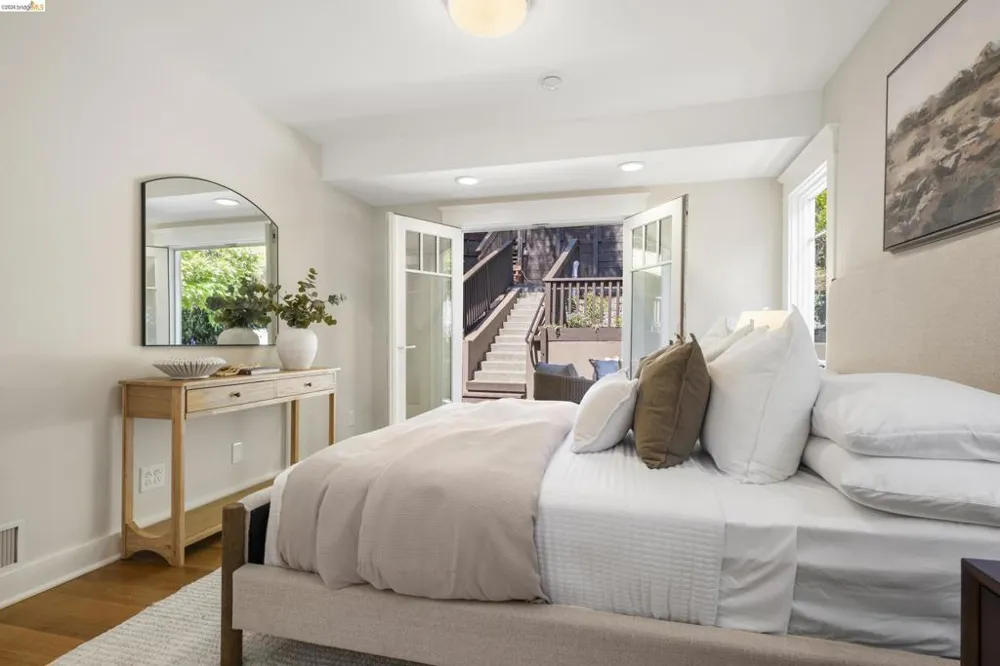 977 Regal Rd Berkeley, CA 94708