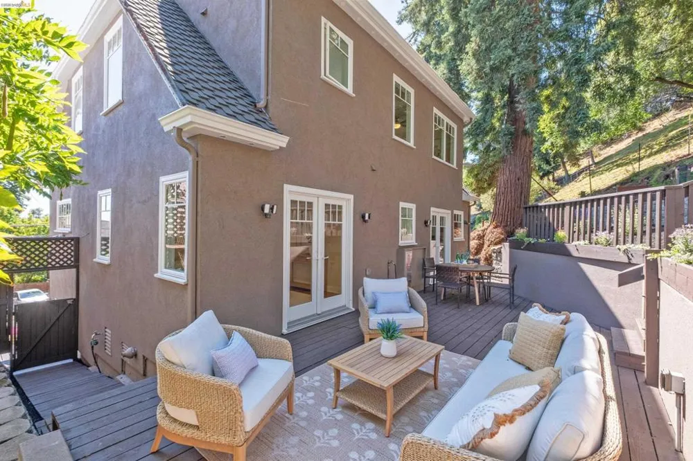 977 Regal Rd Berkeley, CA 94708