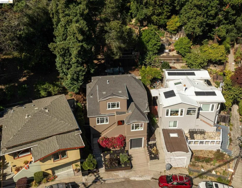 977 Regal Rd Berkeley, CA 94708