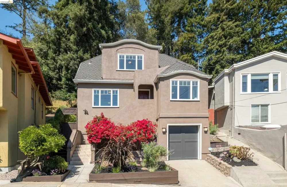 977 Regal Rd Berkeley, CA 94708