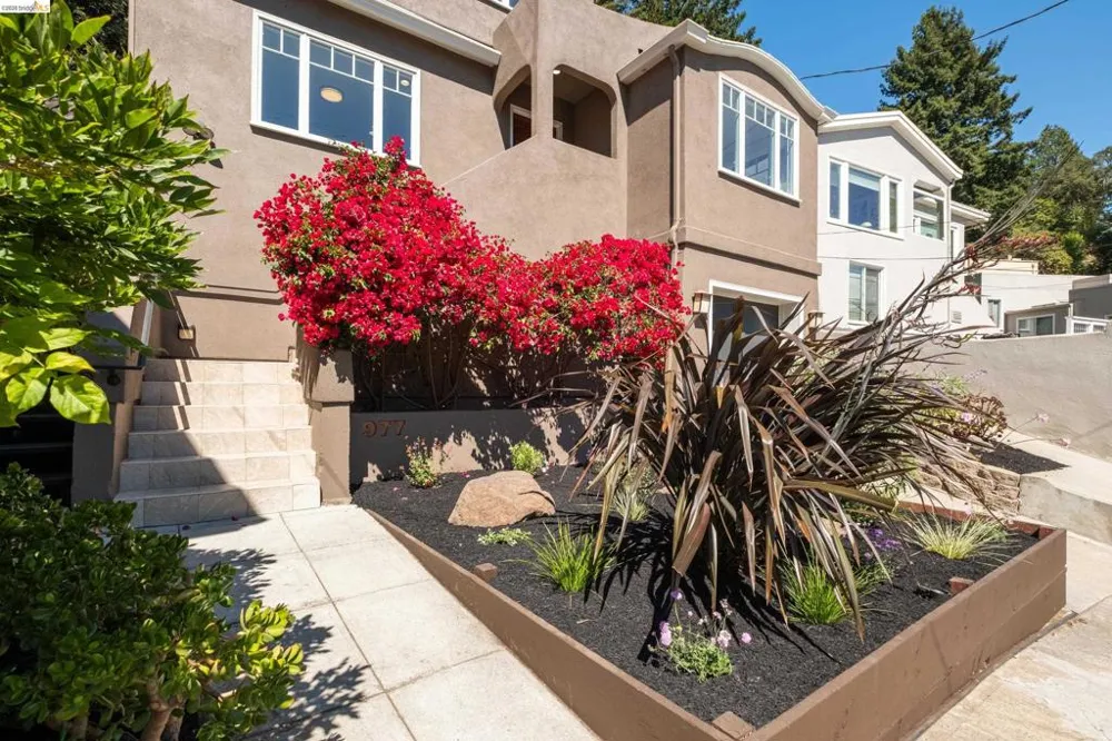 977 Regal Rd Berkeley, CA 94708