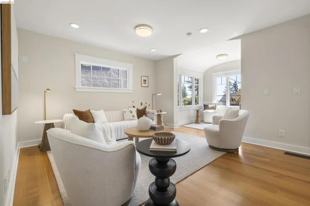 977 Regal Rd Berkeley, CA 94708