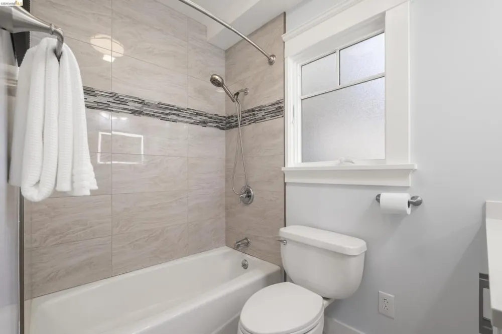 977 Regal Rd Berkeley, CA 94708