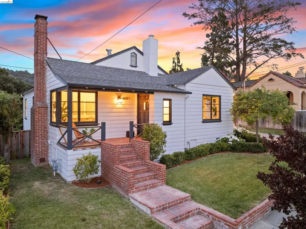 4638 Reinhardt Dr Oakland, CA 94619