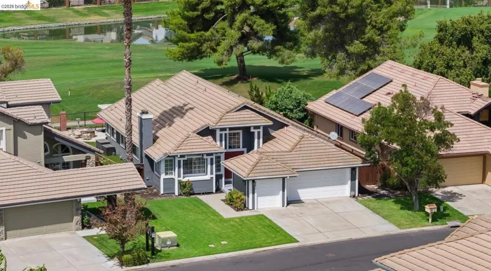 2212 Colonial Ct Discovery Bay, CA 94505