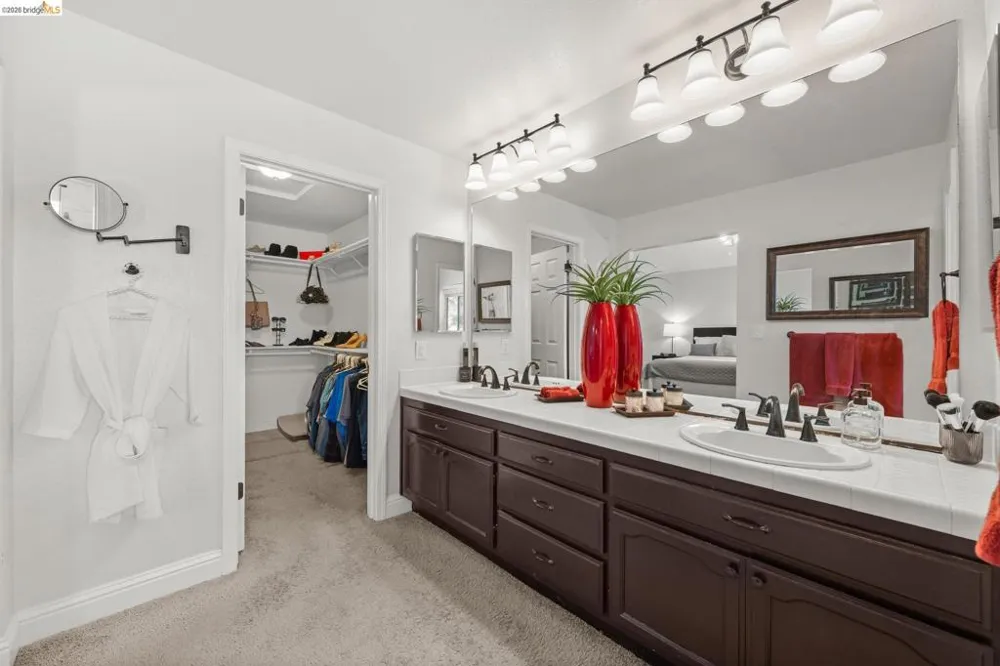2212 Colonial Ct Discovery Bay, CA 94505