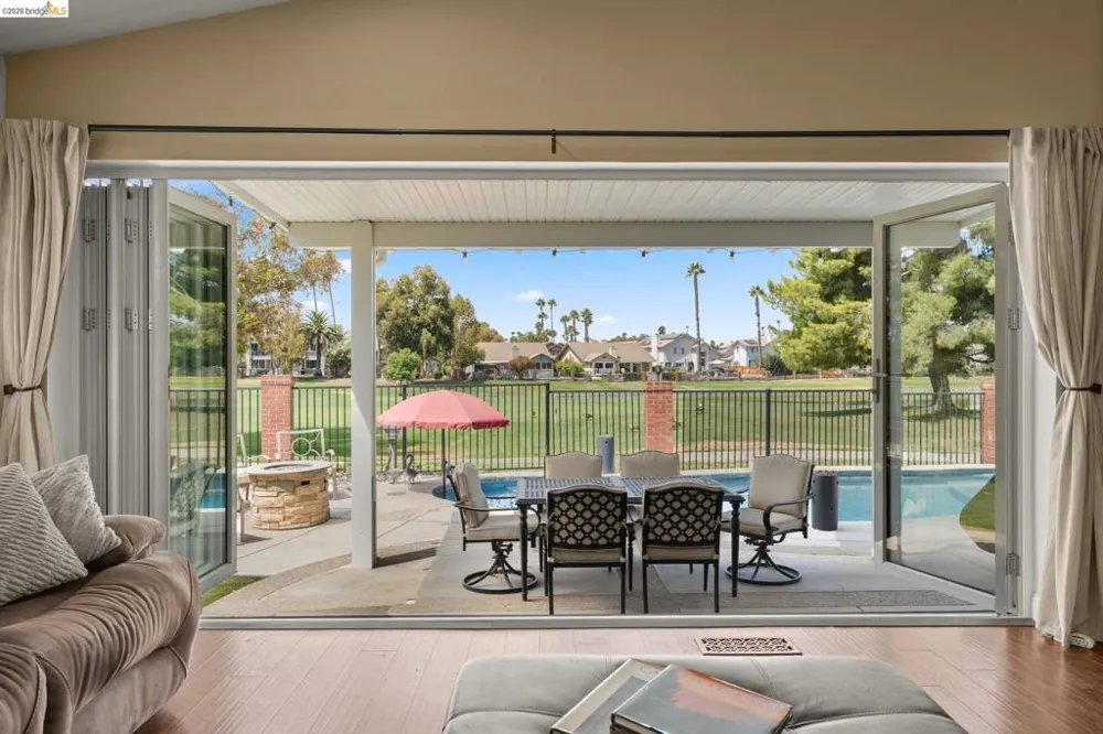 2212 Colonial Ct Discovery Bay, CA 94505