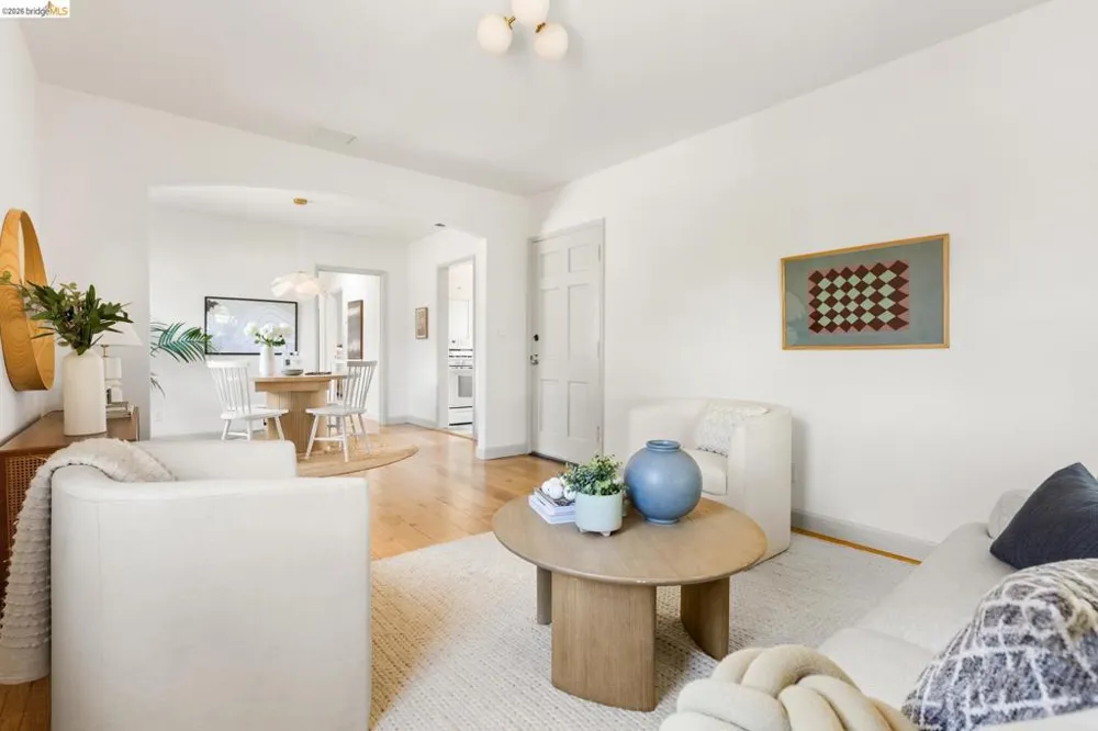 2533 Rampart St Oakland, CA 94602