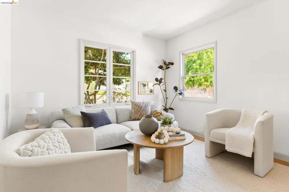 2533 Rampart St Oakland, CA 94602