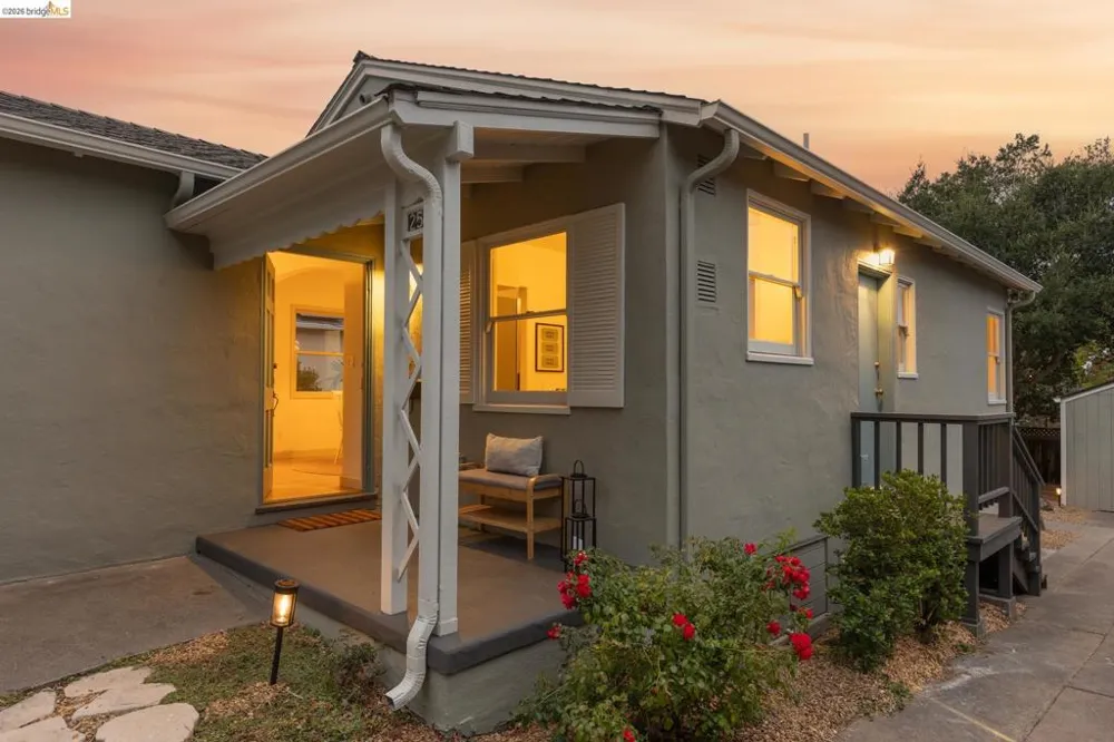 2533 Rampart St Oakland, CA 94602