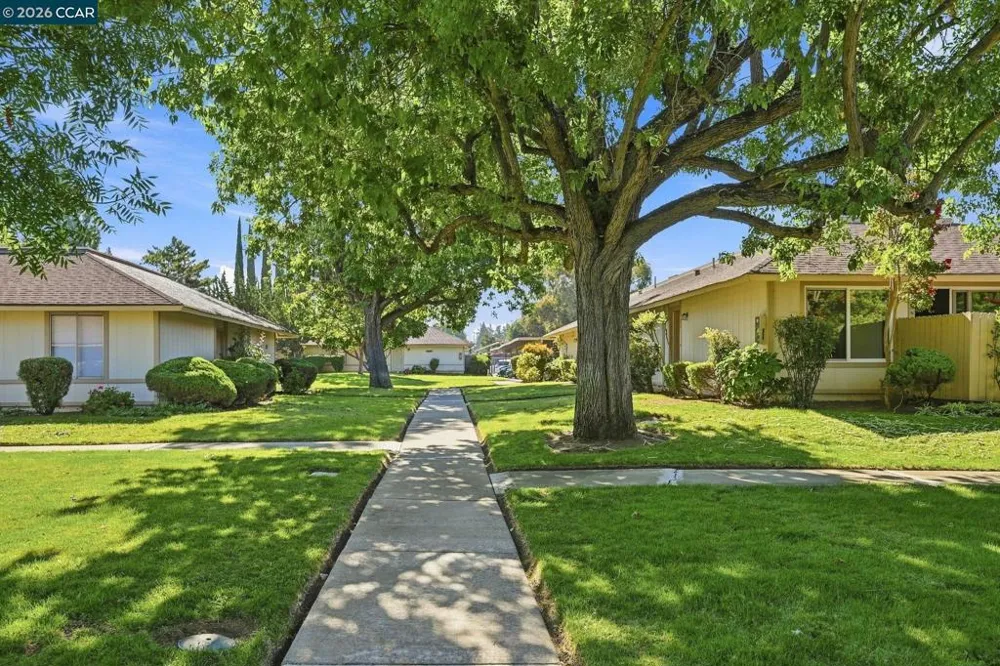 4260 Clayton Rd #11 Concord, CA 94521