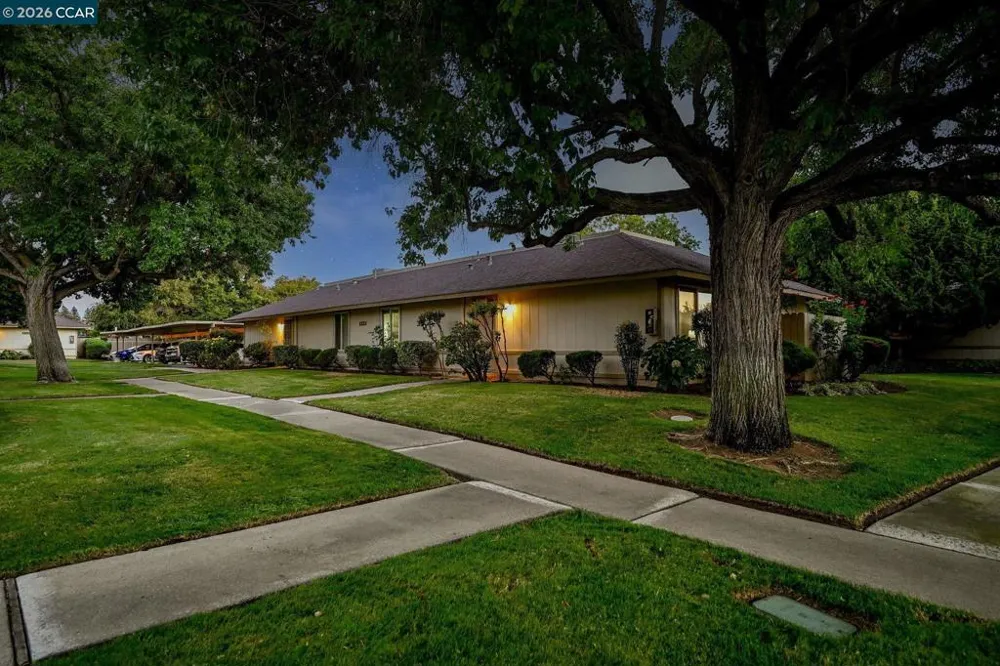 4260 Clayton Rd #11 Concord, CA 94521