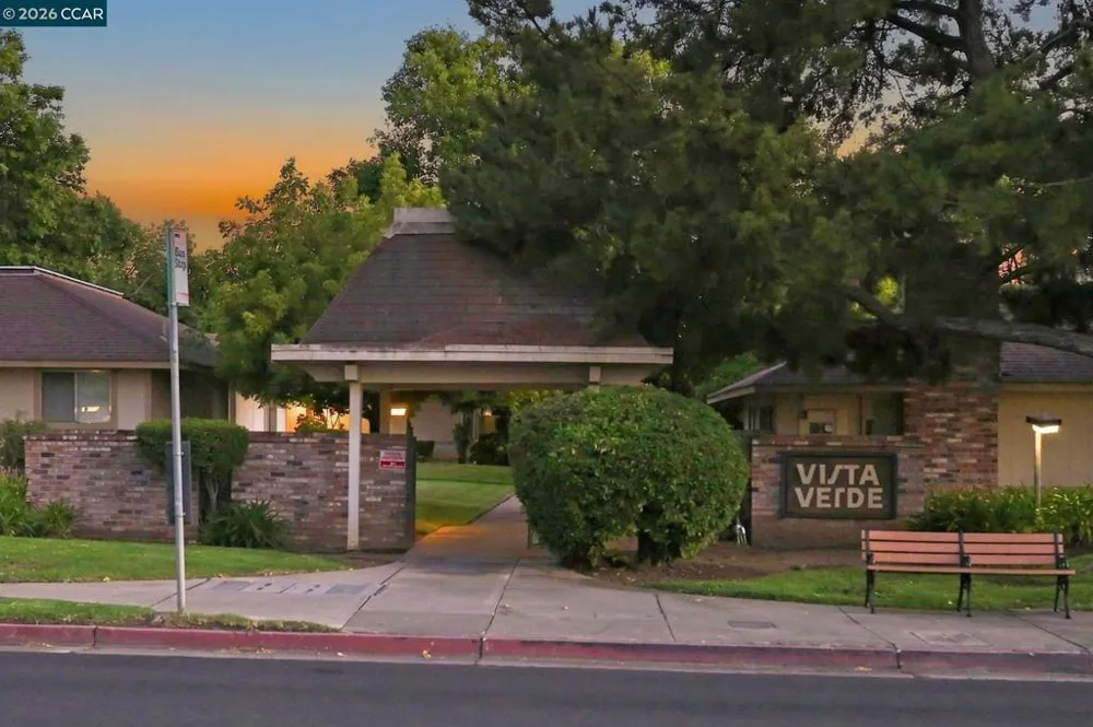 4260 Clayton Rd #11 Concord, CA 94521