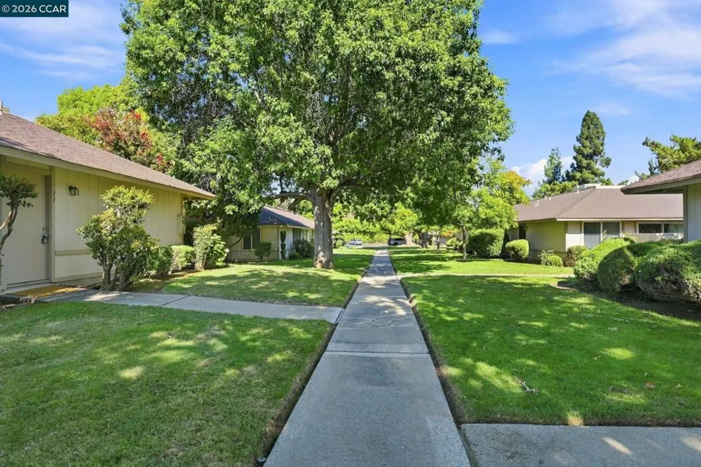 4260 Clayton Rd #11 Concord, CA 94521