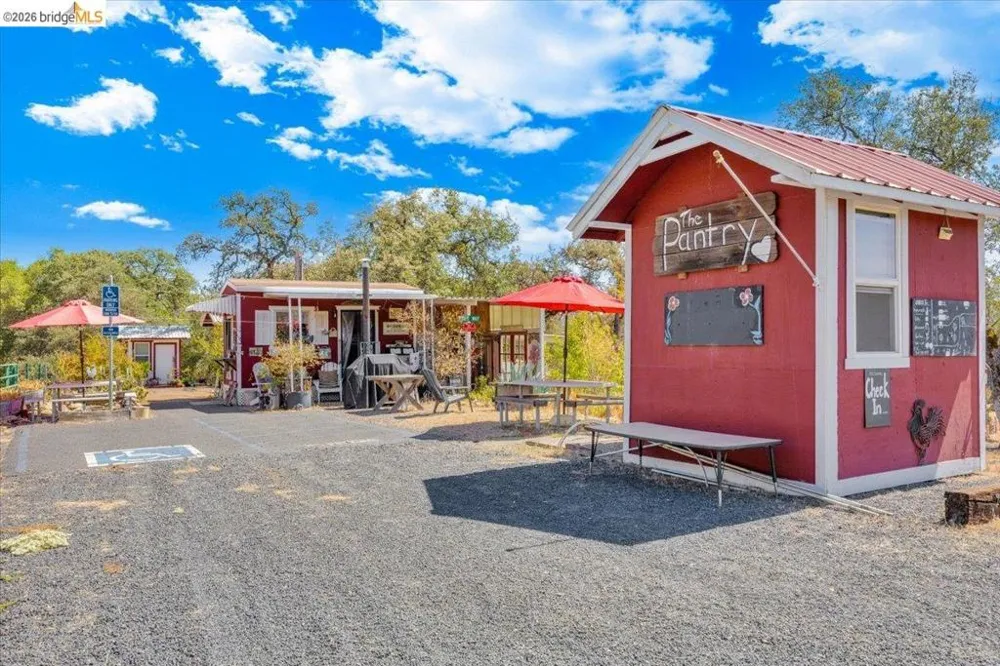 14450 Jacksonville Rd. Jamestown, CA 95327
